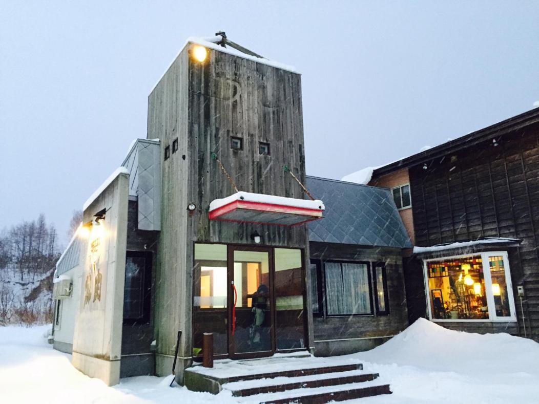 Niseko Hirafu Tsukushi Vandrarhem Exteriör bild